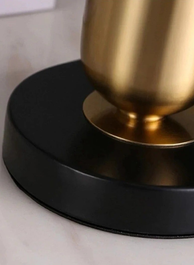 AL THURAYAT Elegant lampshade with a luxurious and modern design with shiny golden edges next to the bed for the bedroom, adding light and an atmosphere of luxury and warmth, lampshade for the hotel bedroom and living room, A luxurious and innovative.(Golden color) - Image 3