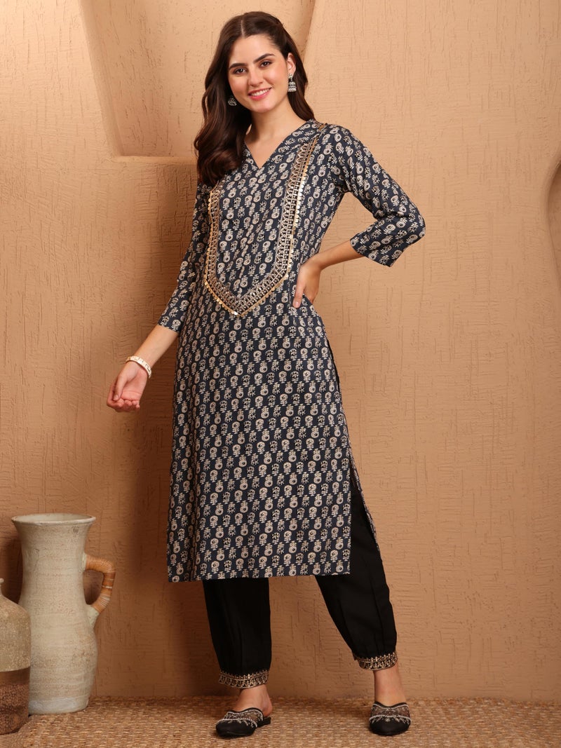 EthnicJunction Women's Rayon Ajrak Print and Yoke Embroidery Straight Kurta Grey - Image 2