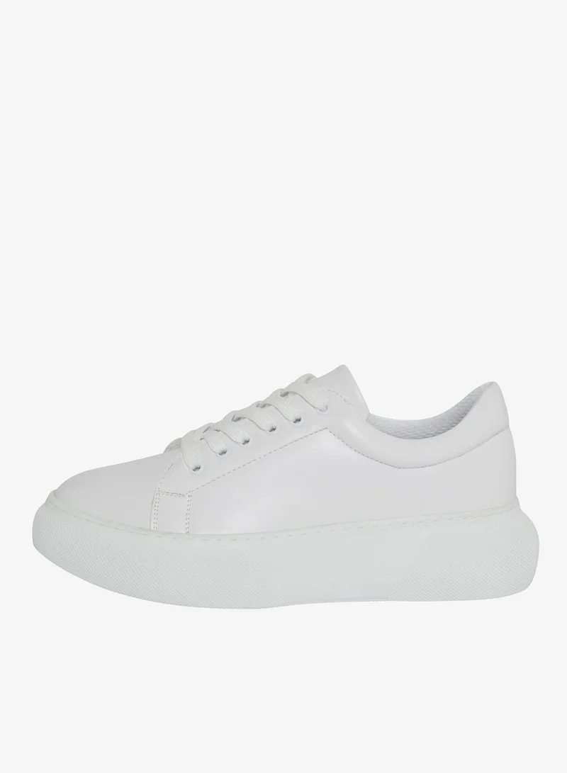 Mumka White Sneakers