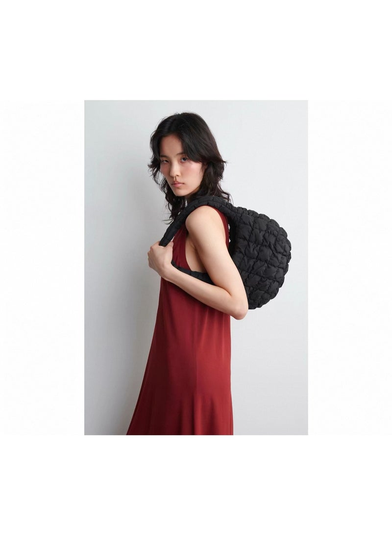 كوش حقيبة سحابة متوسطة الحجم للكتف - Image 4