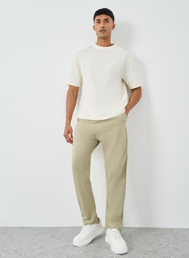 ستايلي سراويل منسوجة بخصر برباط بقصة مريحة - Image 2