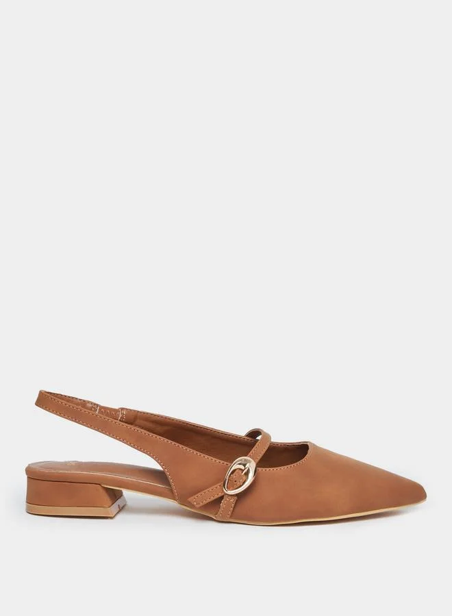 Styli Styli Pointed Toe Buckle Detail Block Heel Shoes
