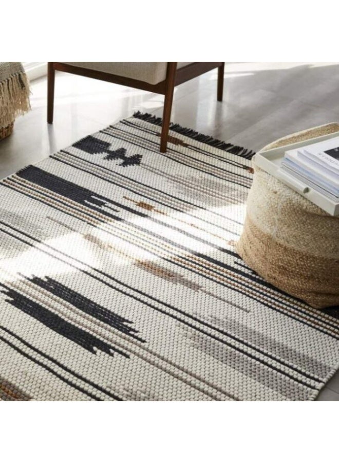 Luxury Wool Kilim Rug – Traditional Design with a Modern Twist 70 x 150 cm
