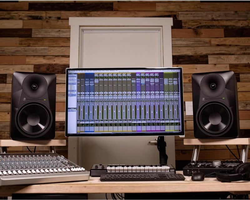 Mackie MR524 5-Inch Powered Studio Monitor - Image 2