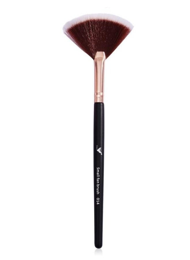 daroge Professional Small Fan Makeup Brush 014  - Image 1