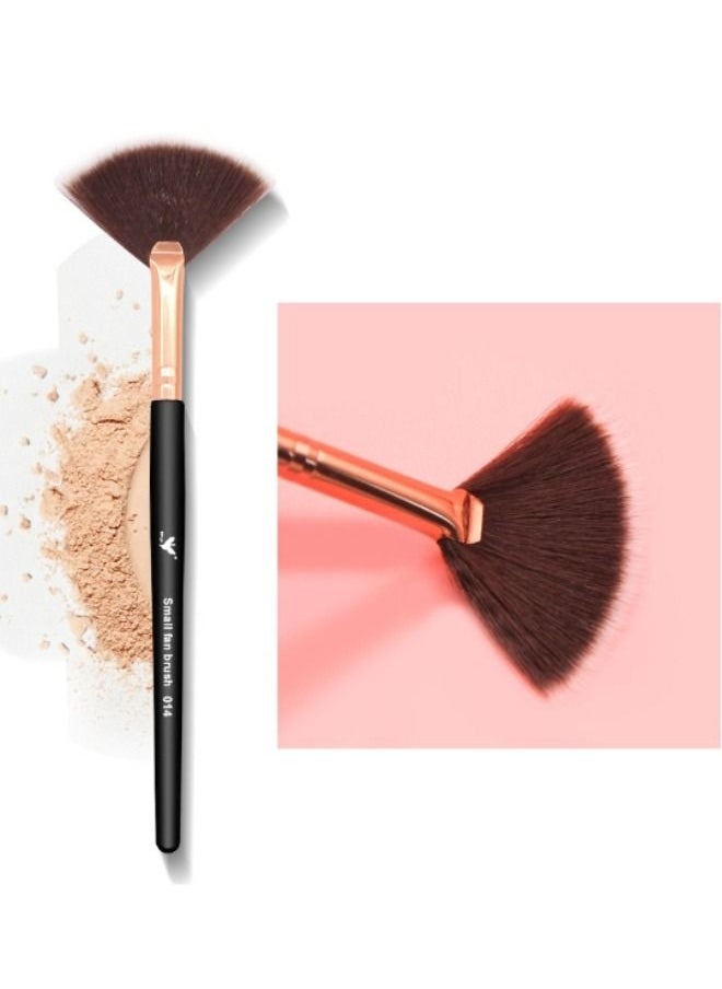 daroge Professional Small Fan Makeup Brush 014  - Image 4