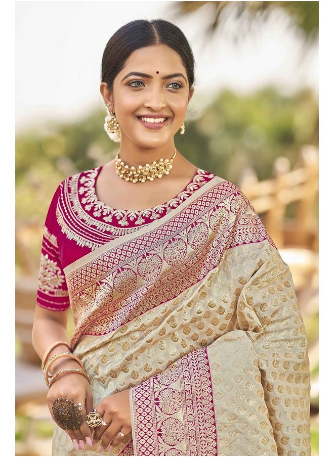 Manohari - MANOHARI adorable woven pattern Banarasi Silk saree for women with Blouse Piece_MN1739 - Image 1