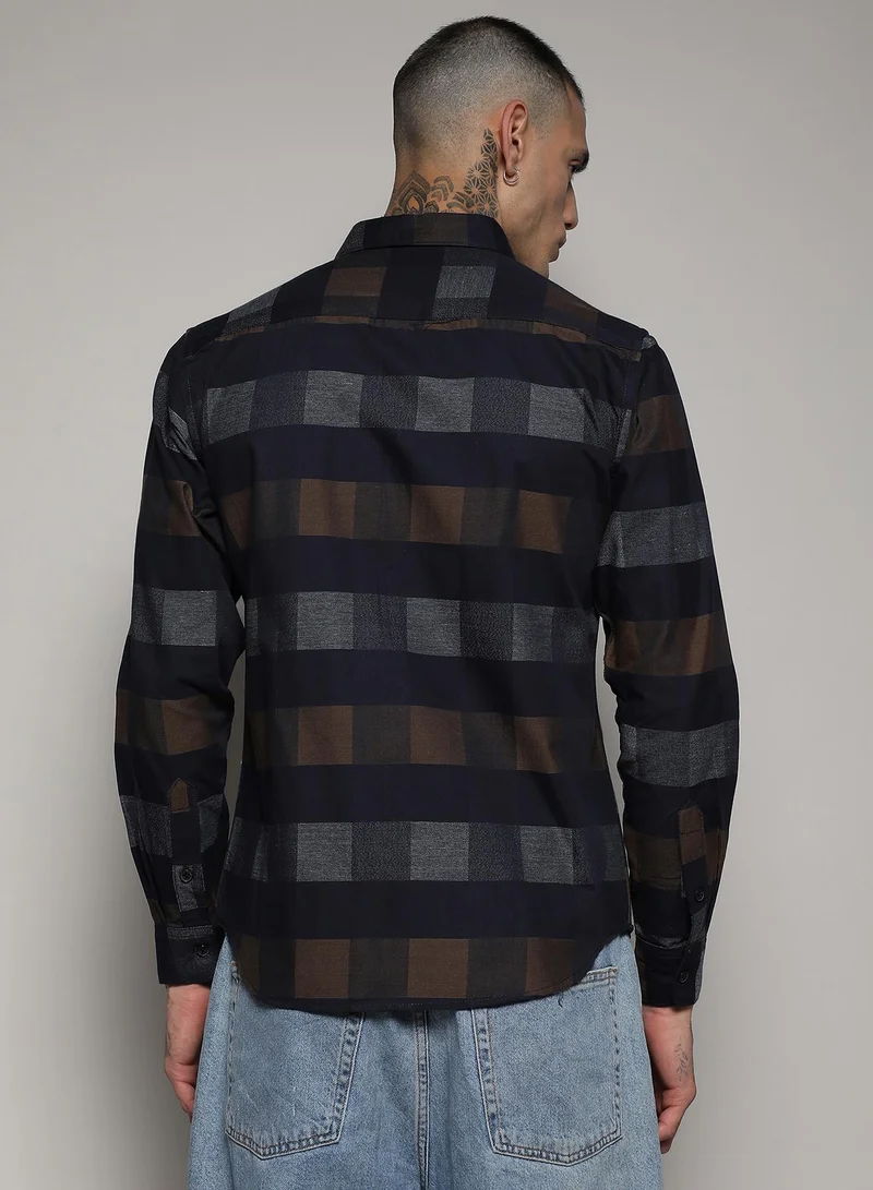 Campus Sutra Men's Grey & Olive Green Gun Club Check Shirt