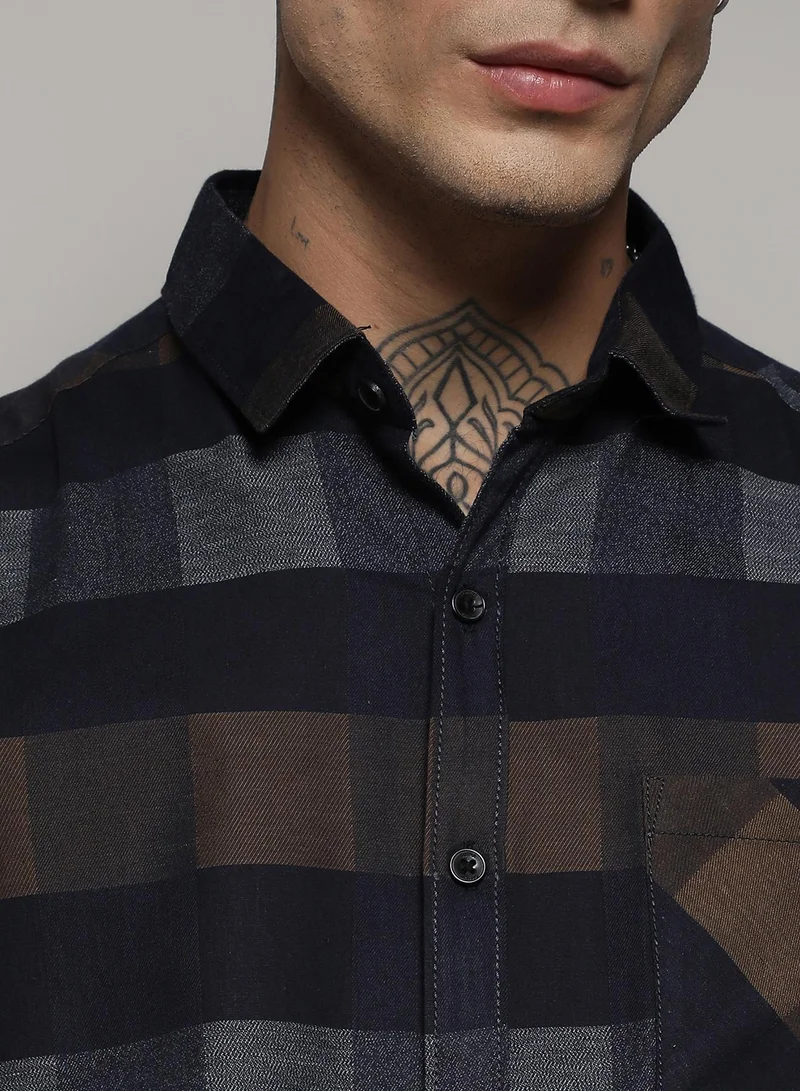 Campus Sutra Men's Grey & Olive Green Gun Club Check Shirt