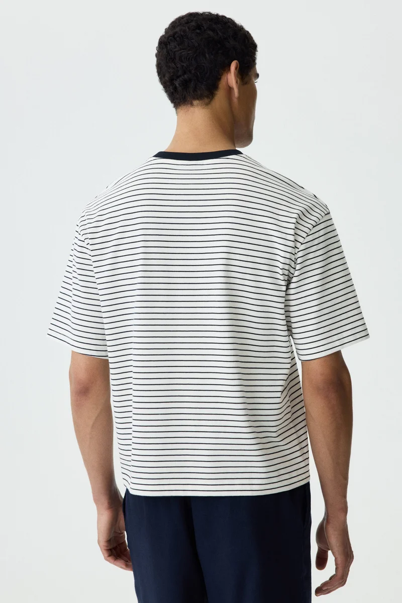 H&M  Relaxed Fit Boxy cotton T-shirt for Men | Best Price UAE