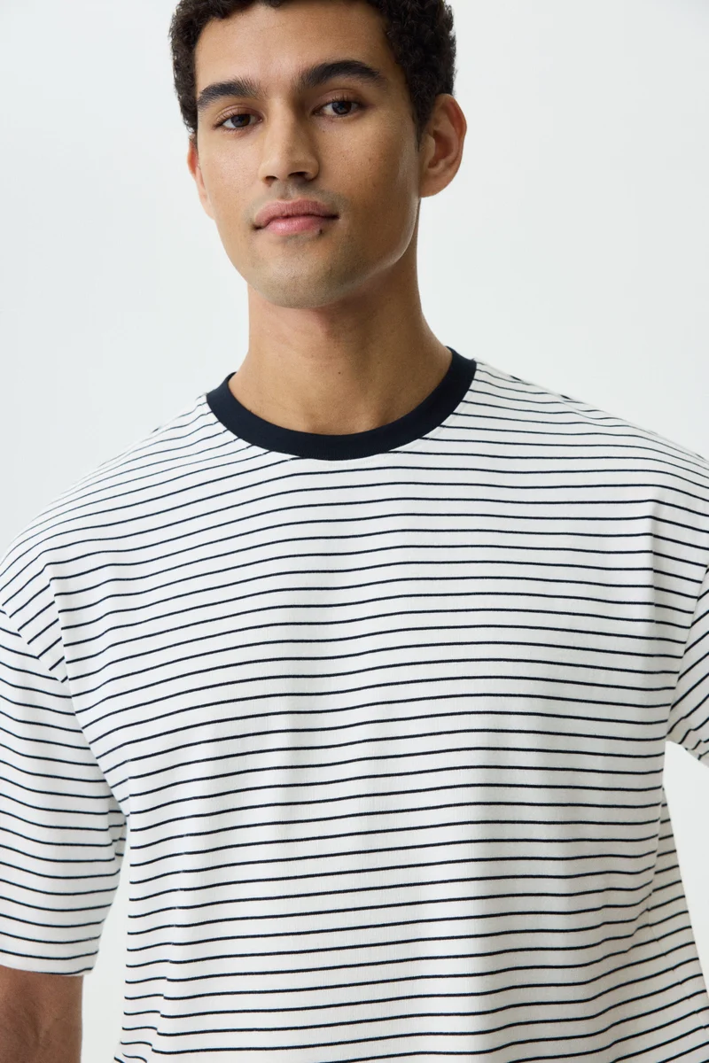 H&M  Relaxed Fit Boxy cotton T-shirt for Men | Best Price UAE