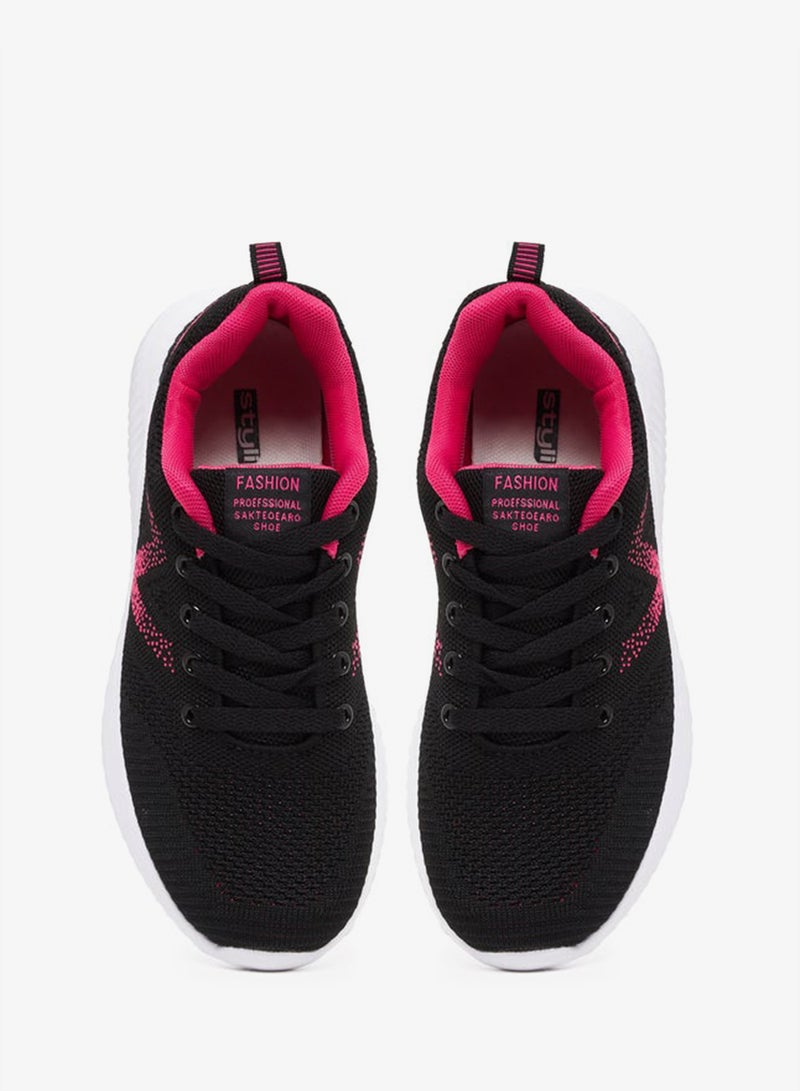 ستايلي اكتيف ستايلي سنيكرز بتفاصيل دانتيل - Image 5