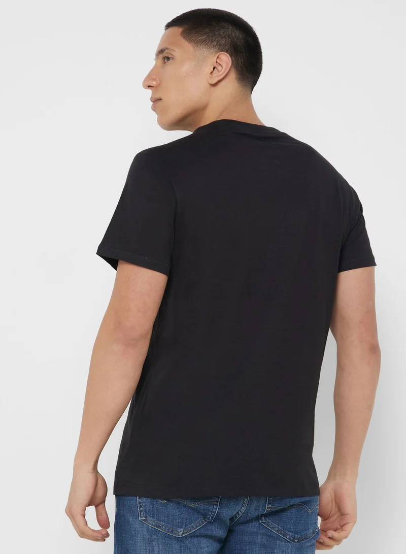 GUESS Logo Printed Crew Neck T-Shirt
