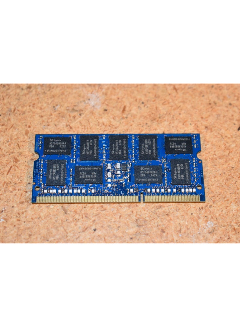 Hynix... 8GB DDR3 Laptop RAM with PC3L Port and 204-pin Connector, Model 12800S, 1600MHz HMT41GS6AFR8A-PB - Image 2