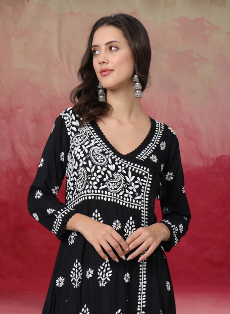 Alaya Women Hand Embroidered Chikankari Cotton Kurta-AL3890