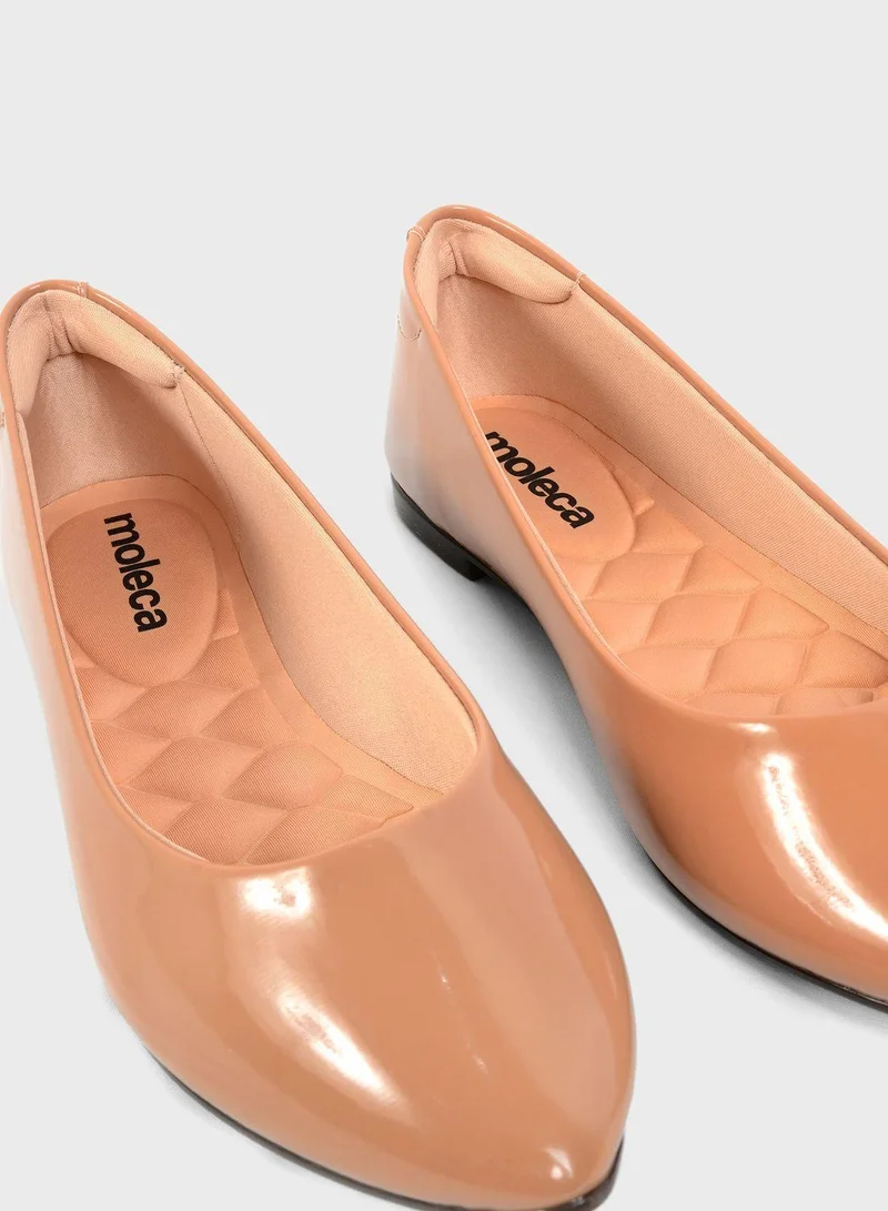 موليكا Pointed Toe Ballerinas