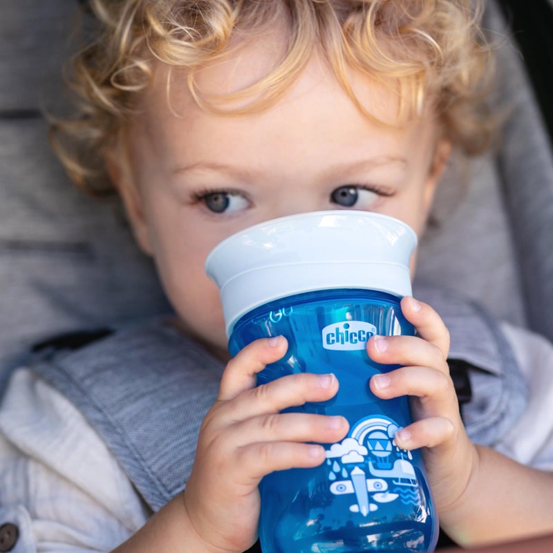 Chicco 360Â° Spoutless Rim-Trainer with Removable Transparent Membrane | Spill-Resistant | Top-Rack Dishwasher Safe | Open-Cup Training | Easy to Hold with Ergonomic Indents | Blue | 9+ Months - Image 2