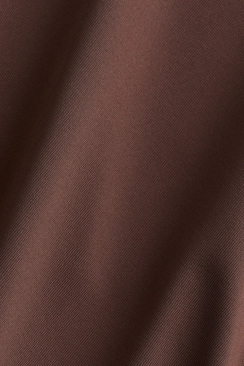 اتش اند ام بلوزة من الجيرسيه