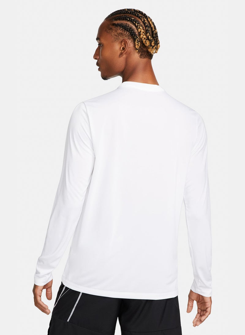 Nike Men’s Nike Dri-Fit Relaxed Long-Sleeve Reset T-Shirt - Image 2