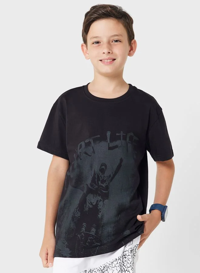 FRWD Basketball Court Life Tee