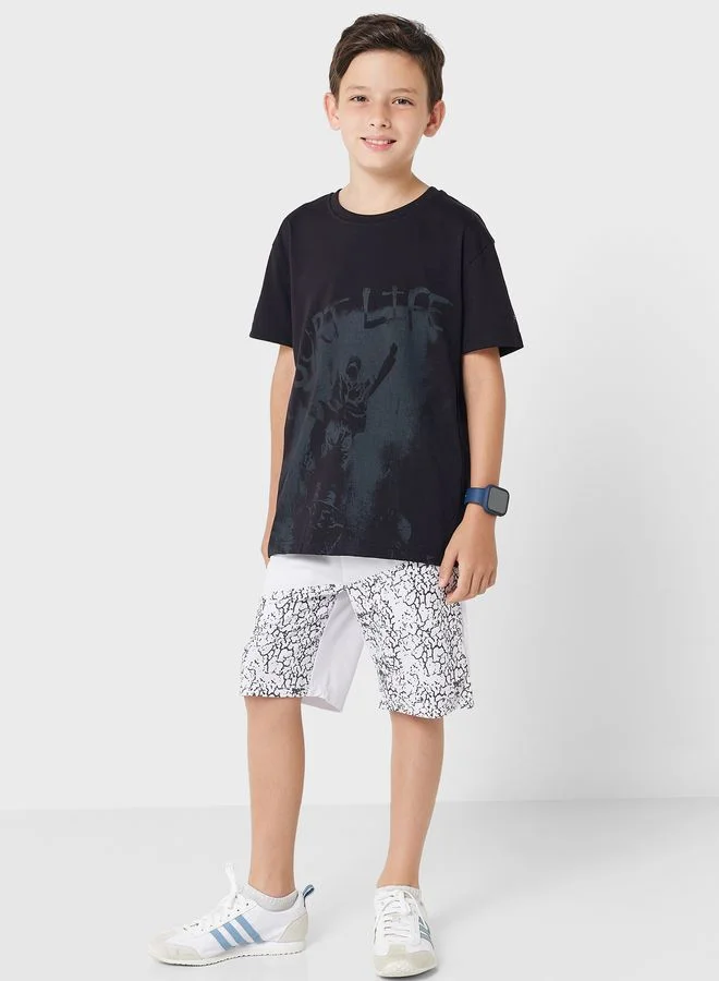 FRWD Basketball Court Life Tee