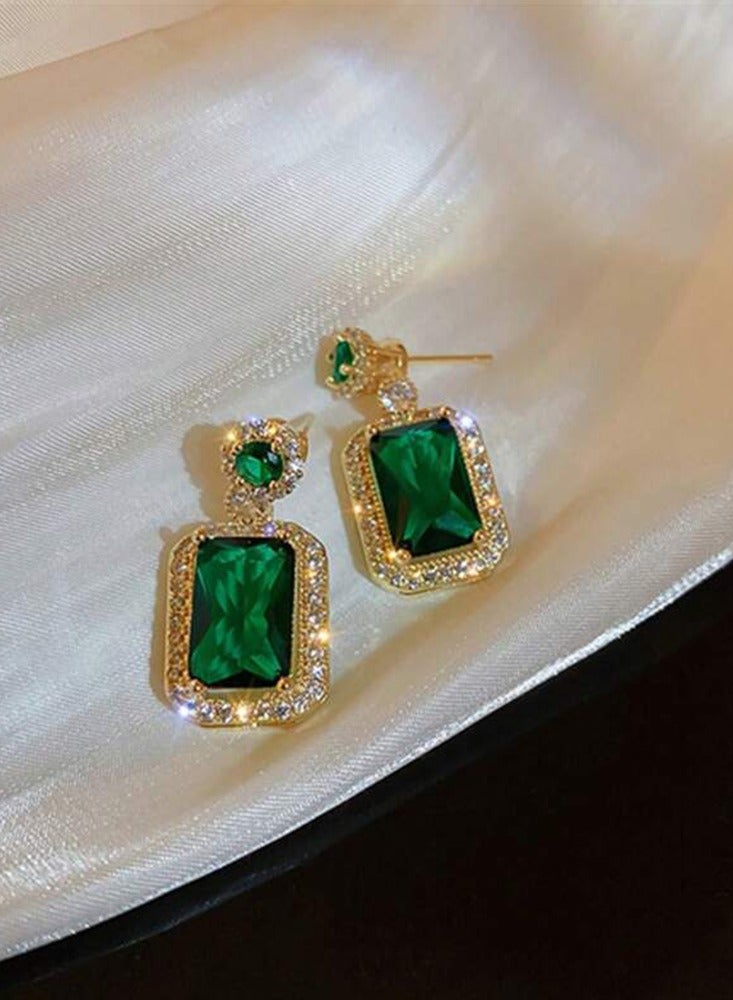 طقم مجوهرات بديكور حجر الراين مكونة من 4 قطع قلادة وخاتم وطقم أقراط - أخضر - Image 5