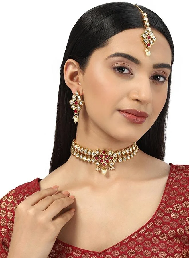 VOYLLA Kundan Studded Gold Plated Necklace Set