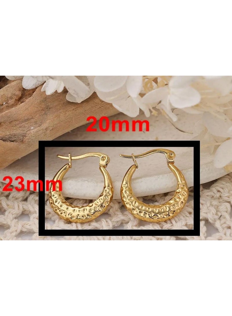 Luxuria Elegant crescent-shaped earrings with a distinctive hammered finish. Women's jewelry. - Image 5