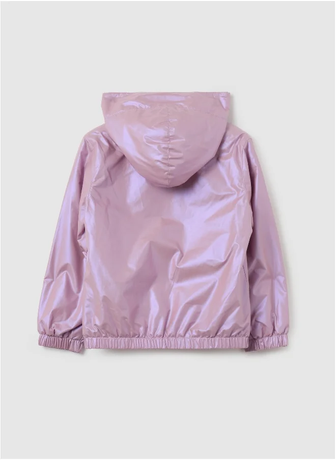 او في اس Short shiny-effect waterproof jacket