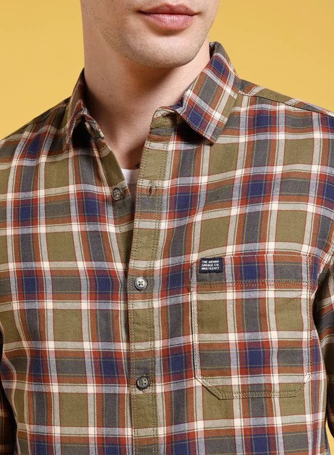 The Indian Garage Co Men Slim Fit Checkered Full Sleeves Cutaway Collar Casual Shirt