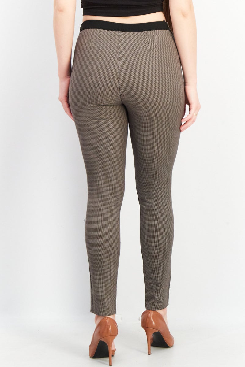French Connection Women Regular Fit Textured Pull On Pants, Black  - Image 4