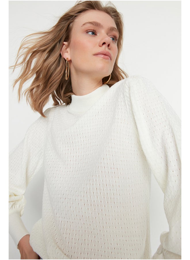 trendyol Regular Fit Sweater  - Image 2