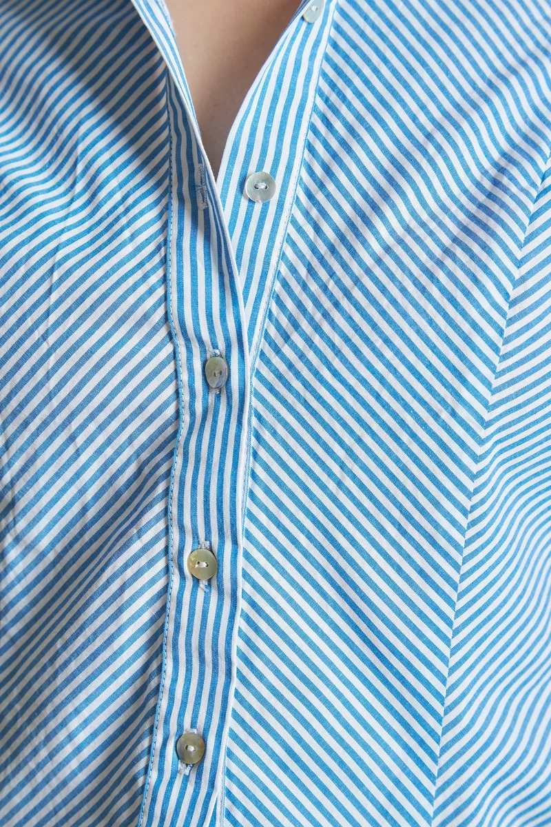 Virgio Cotton Panelled Daywear Striped Shirts for Women