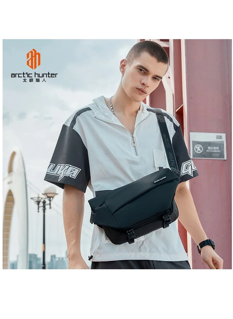 أركتيك هانتر Sling Crossbody Bag Shoulder Bag for Men Women Lightweight One Strap Backpack Messenger Bag Backpack for Hiking Walking Biking Travel Cycling YB00046 Black