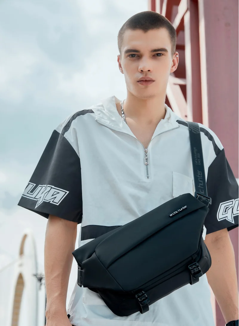 أركتيك هانتر Sling Crossbody Bag Shoulder Bag for Men Women Lightweight One Strap Backpack Messenger Bag Backpack for Hiking Walking Biking Travel Cycling YB00046 Black