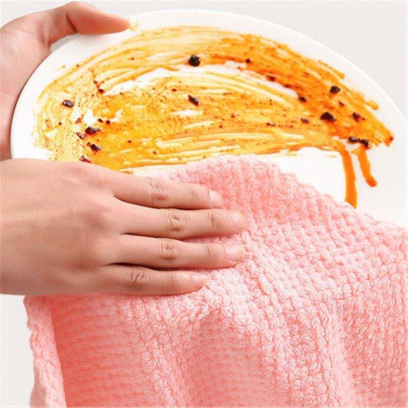 Outlay Home Reusable Microfiber Dishcloth Kitchen Towel Household Cleaning Dish Cloth Non-Stick Oil Washcloth Rags - Pack of 12 - Multicolor - Image 4