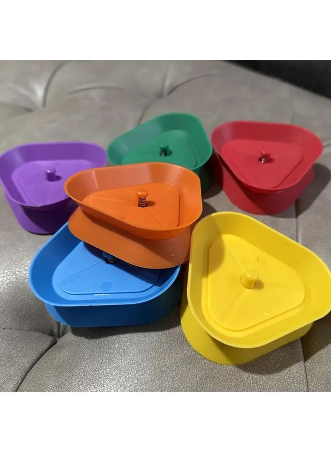 6 Pack Triangle Hands Free Poker Card Holder For Adults Seniors And Family Game Nights 6 Colors - Image 3