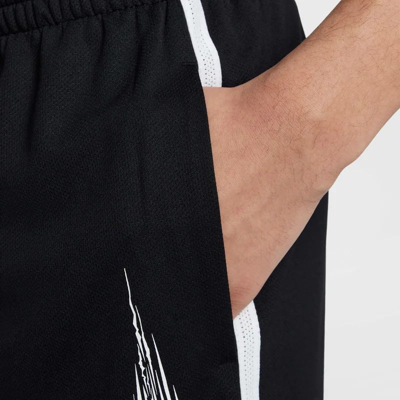 نايكي شورت تدريب للأطفال بتقنية دراي-فِت متعدد الاستخدامات