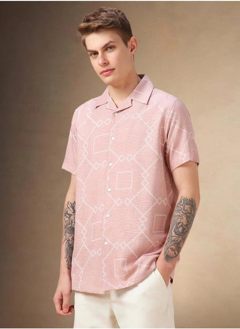 دينيس لينغو Men's Peach 100% Polyester Printed Relaxed Fit Shirt