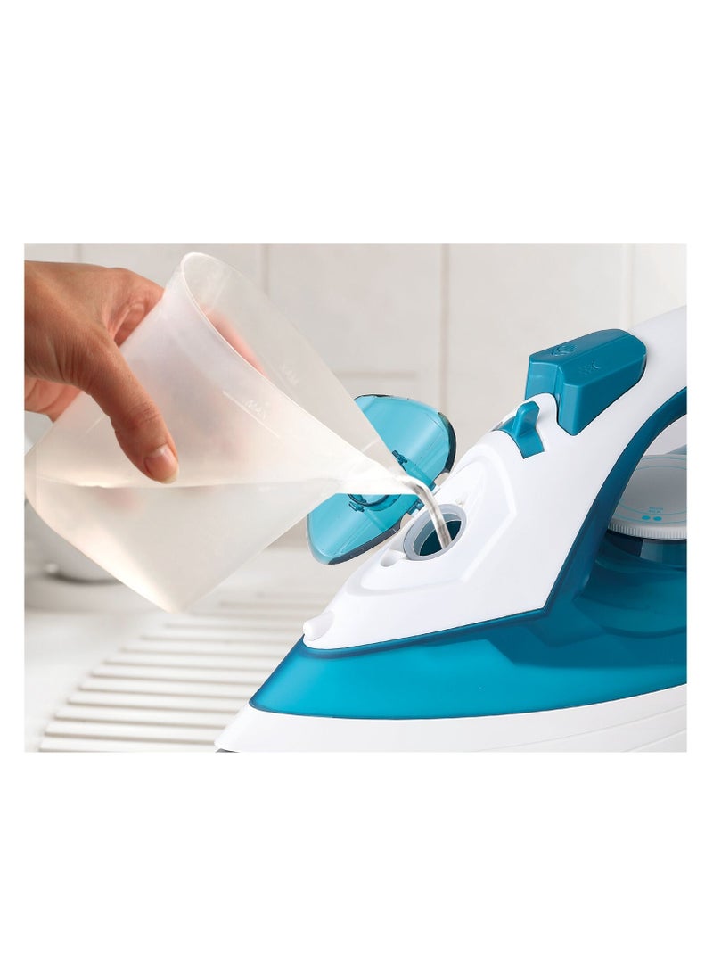 BLACK+DECKER Steam Iron With Ceramic Soleplate 250 ml 780 W X1575-B5 Blue / White - Image 3