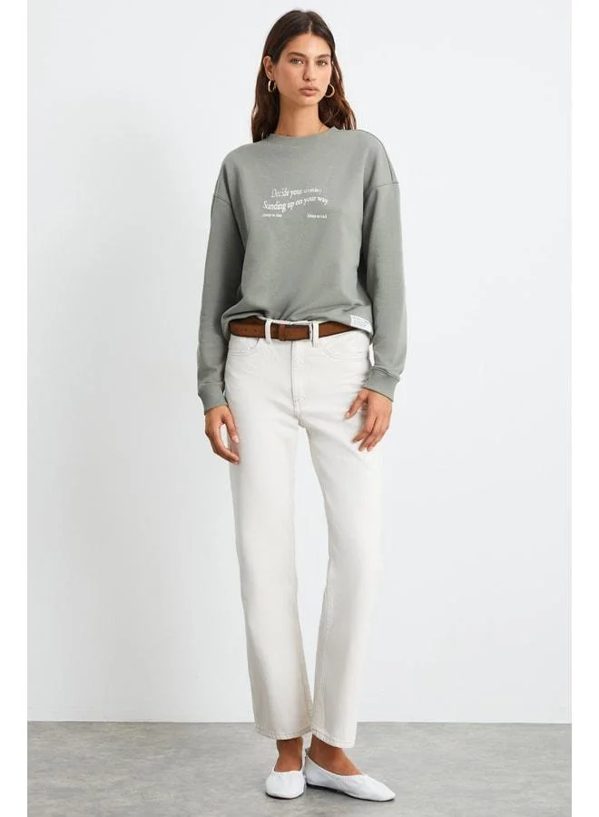Ethiquet RONKA Women's Light Green Sweatshirt.