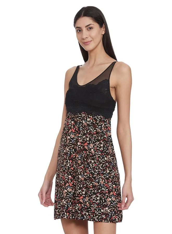 Triumph Triumph Women's Darling Spotlight NDK 03 X Nightgown (H000134_Black Combination_XL)