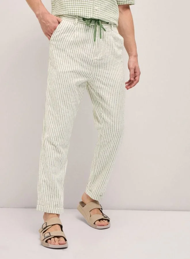 THE BEAR HOUSE Men's Beige Stripes Tapered Fit Elasticated Waist Casual Trouser Versatile Office and Travel Pants Comfortable Fit for Everyday Use Easy to Style Bottomwear for Work Weekend and Outings