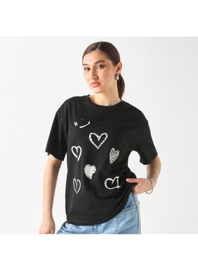 2Xtremz Embellished Heart Print T-shirt with Short Sleeves - pzsku/ZDF99A0D976FC61B97473Z/45/_/1729773092/1d46d0d0-5d5f-4af4-b1f4-0243c0fd9e2c