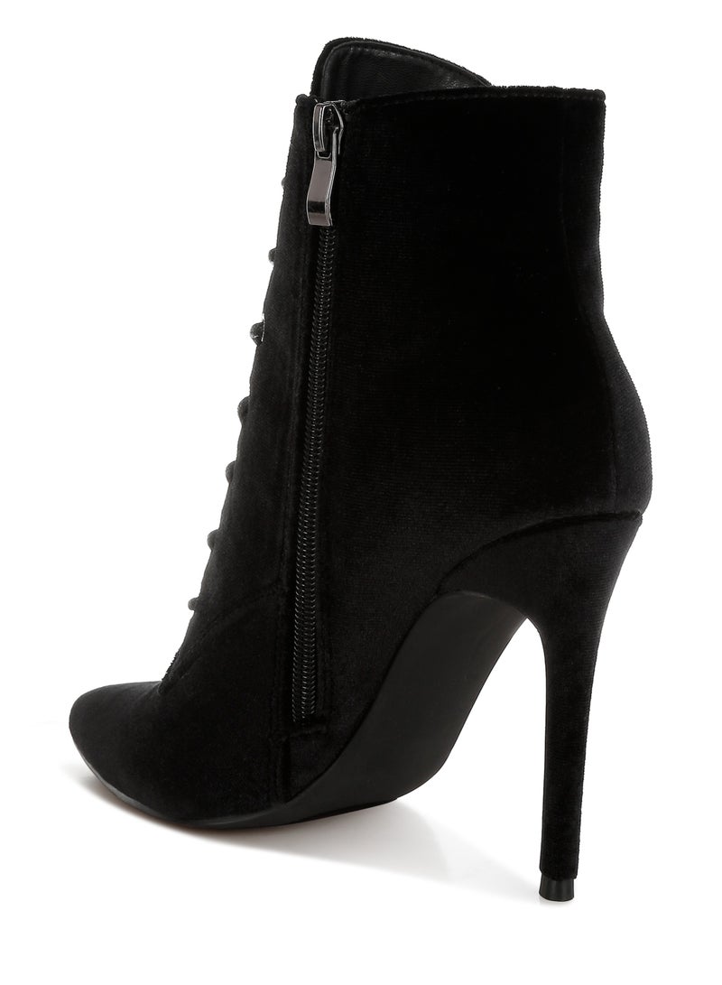 لندن راج حذاء مخملي بكعب عالي باللون الأسود - Image 3