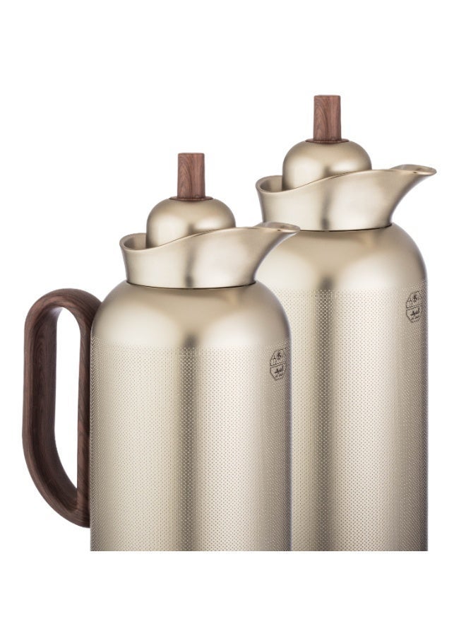 السيف  طقم ترامس فاخر – ترمس شاي 1 لتر و ترمس قهوة 750 مل بتصميم أنيق ومقبض خشبي - Image 2