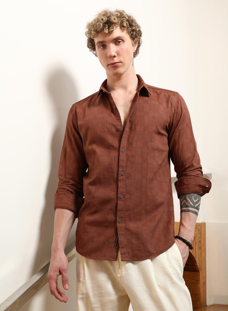 Campus Sutra Men's Terracotta Textured Cotton Shirt With Point Collar  - Image 2