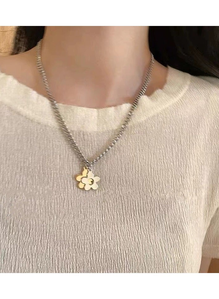 Goolsky Gold & Silver Contrast Flower Necklace – Light Luxury Indie Design for Women, Y2K Streetwear Accessory - Image 4