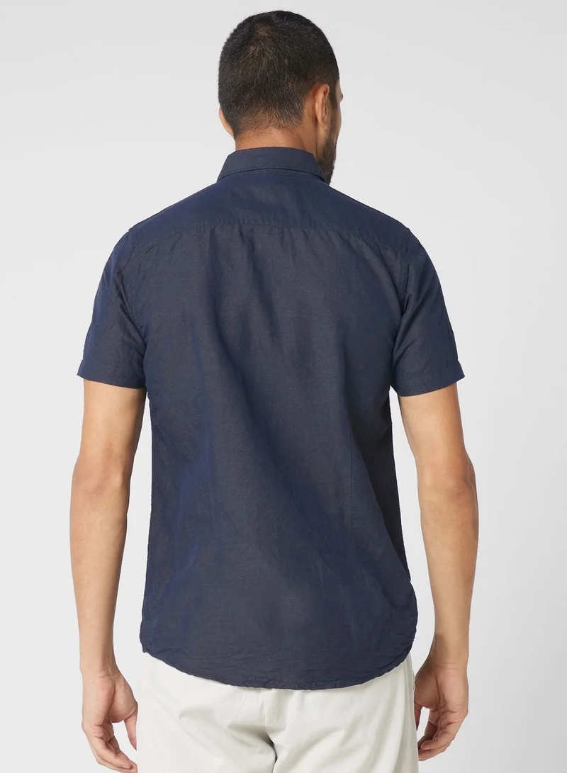 توماس سكوت قميص كلاسيك بنمط كاجوال من قطن الكتان وبقصة ضيقة