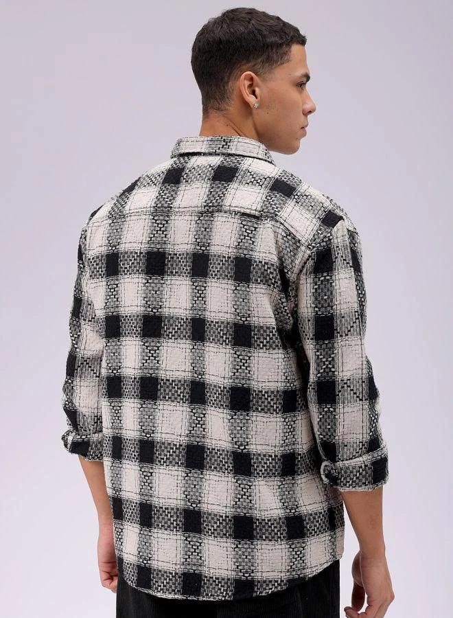 شركة المرآب الهندية Men Relaxed Fit Checkered Full Sleeves Cutaway Collar Double Flap Pocket Resort Wear Shirt